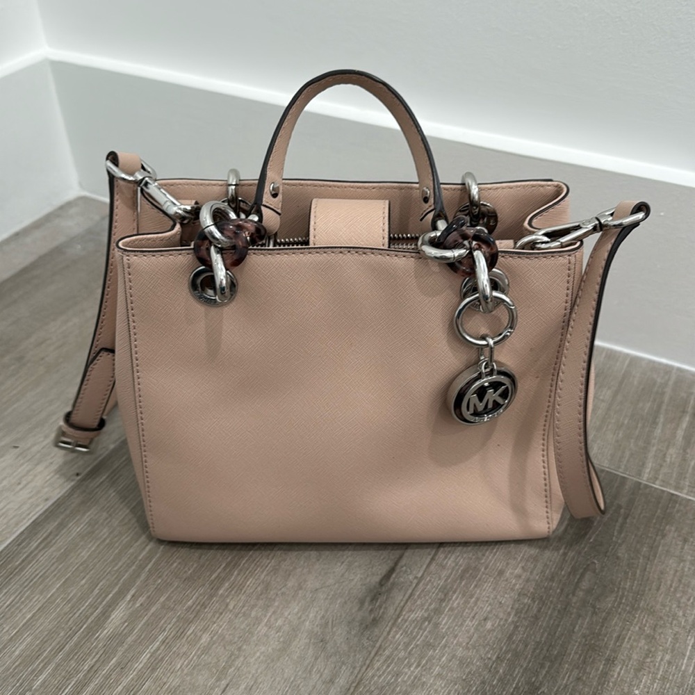 MICHAEL KORS BLUSH PINK CROSSBODY BAG